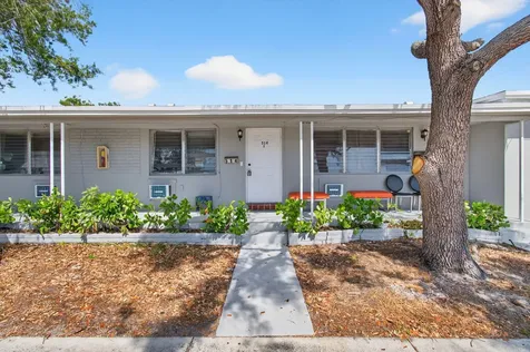 512 N 9th Avenue Lake Worth Beach FL 33460