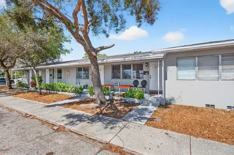 512 N 9th Avenue Lake Worth Beach FL 33460