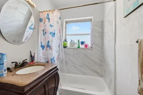 512 N 9th Avenue Lake Worth Beach FL 33460