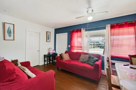 512 N 9th Avenue Lake Worth Beach FL 33460