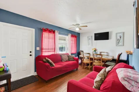 512 N 9th Avenue Lake Worth Beach FL 33460