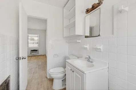 512 N 9th Avenue Lake Worth Beach FL 33460