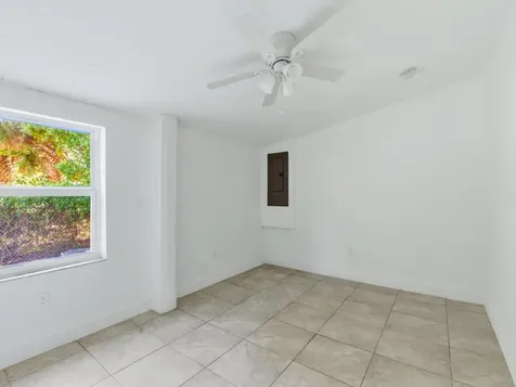607 N 19th Street Fort Pierce FL 34950