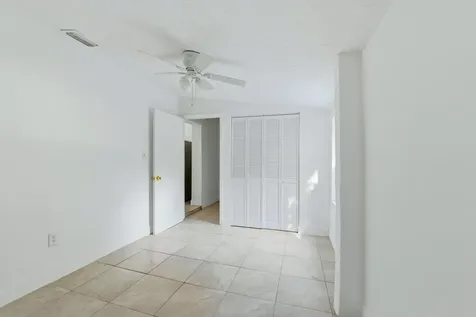 607 N 19th Street Fort Pierce FL 34950