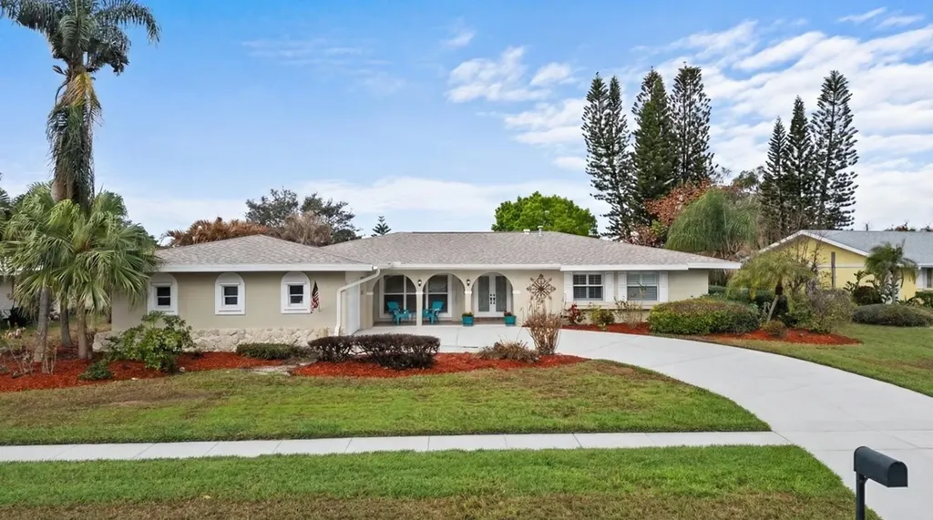 2802 Se Pine Valley Street Port Saint Lucie FL 34952
