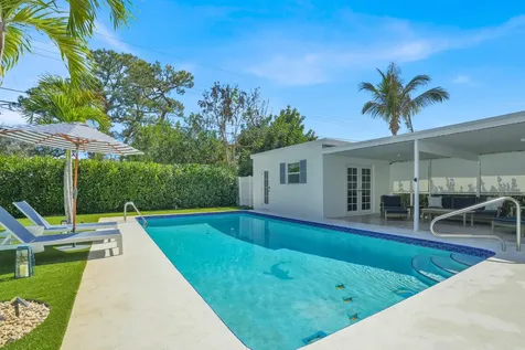 19256 Country Club Drive Jupiter FL 33469