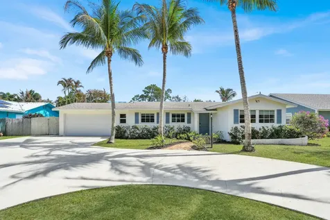 19256 Country Club Drive Jupiter FL 33469