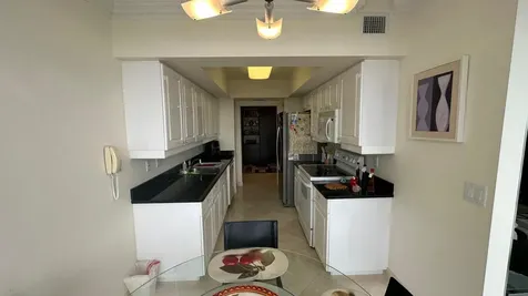 21055 Yacht Club Drive Aventura FL 33180
