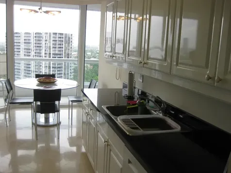 21055 Yacht Club Drive Aventura FL 33180