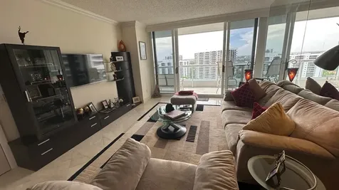 21055 Yacht Club Drive Aventura FL 33180