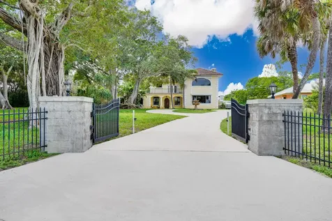 8945 S Indian River Drive Fort Pierce FL 34982