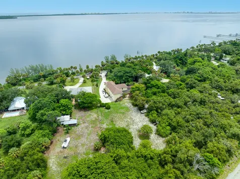 8945 S Indian River Drive Fort Pierce FL 34982