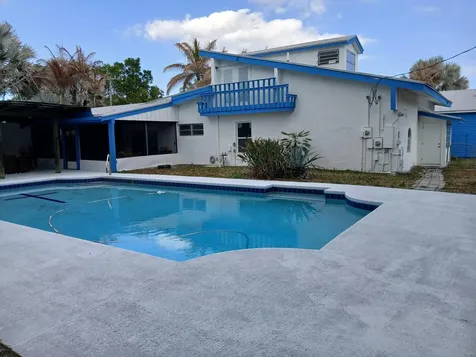 4500 Sw Boatramp Avenue Palm City FL 34990