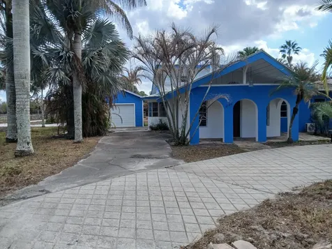 4500 Sw Boatramp Avenue Palm City FL 34990