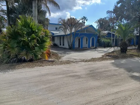 4500 Sw Boatramp Avenue Palm City FL 34990