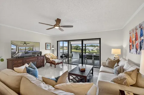 12871 Briarlake Drive Palm Beach Gardens FL 33418