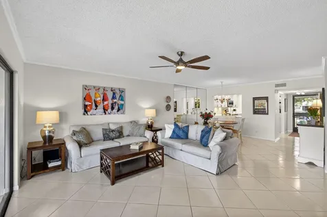 12871 Briarlake Drive Palm Beach Gardens FL 33418
