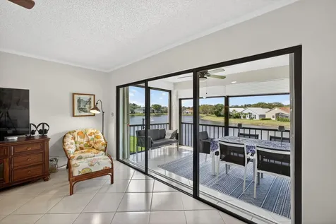 12871 Briarlake Drive Palm Beach Gardens FL 33418
