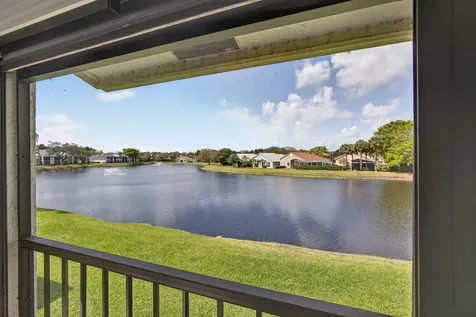 12871 Briarlake Drive Palm Beach Gardens FL 33418