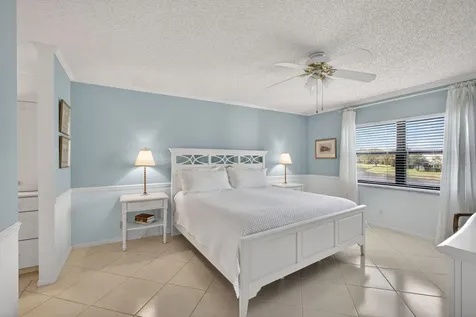 12871 Briarlake Drive Palm Beach Gardens FL 33418