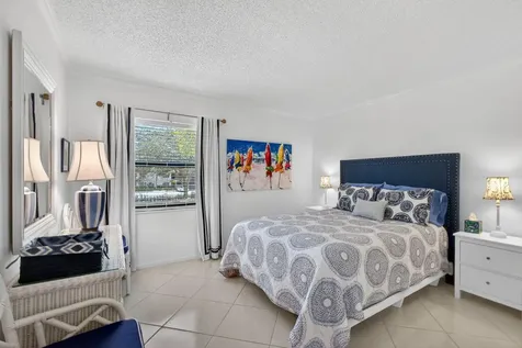 12871 Briarlake Drive Palm Beach Gardens FL 33418