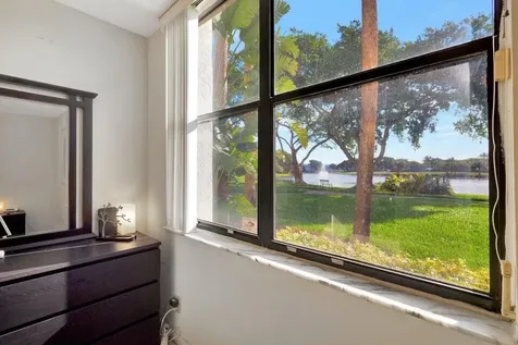 1915 Lavers Circle Delray Beach FL 33444