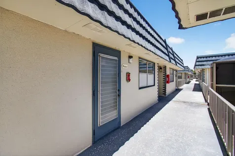 228 Brittany E Delray Beach FL 33446