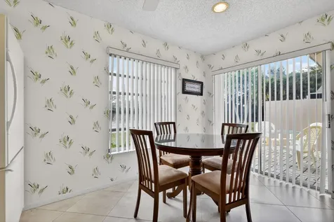 5404 Viburnum Circle Delray Beach FL 33484