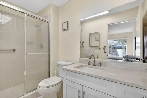5404 Viburnum Circle Delray Beach FL 33484