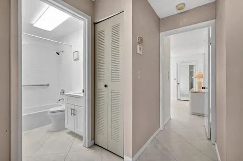 5404 Viburnum Circle Delray Beach FL 33484