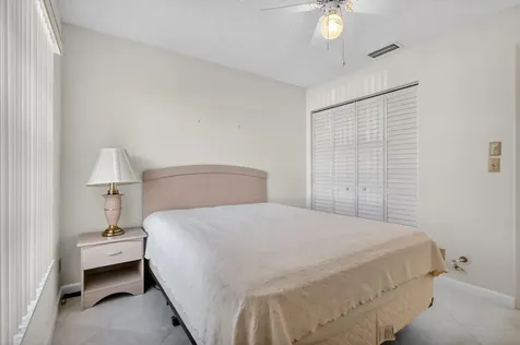 5404 Viburnum Circle Delray Beach FL 33484