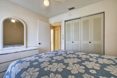 5404 Viburnum Circle Delray Beach FL 33484