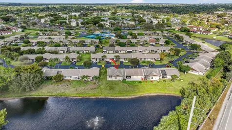 5404 Viburnum Circle Delray Beach FL 33484