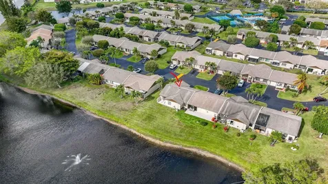 5404 Viburnum Circle Delray Beach FL 33484