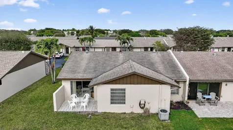 5404 Viburnum Circle Delray Beach FL 33484