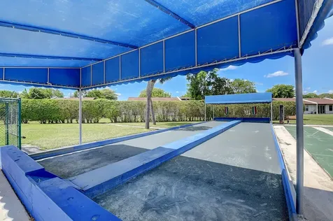 5404 Viburnum Circle Delray Beach FL 33484