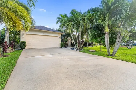 1357 Sw Idol Avenue Port Saint Lucie FL 34953