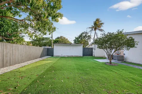 108 SW 24th Avenue Fort Lauderdale FL 33312