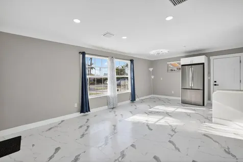 108 SW 24th Avenue Fort Lauderdale FL 33312