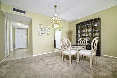 18081 Biscayne Boulevard Aventura FL 33160