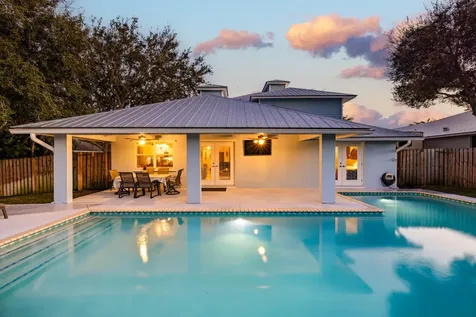 9325 Se Mercury Street Hobe Sound FL 33455
