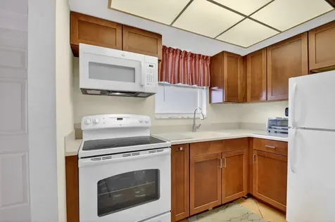 1810 New Palm Way Boynton Beach FL 33435