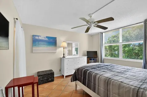 1810 New Palm Way Boynton Beach FL 33435