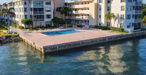 1810 New Palm Way Boynton Beach FL 33435
