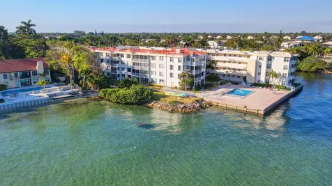 1810 New Palm Way Boynton Beach FL 33435