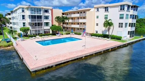 1810 New Palm Way Boynton Beach FL 33435