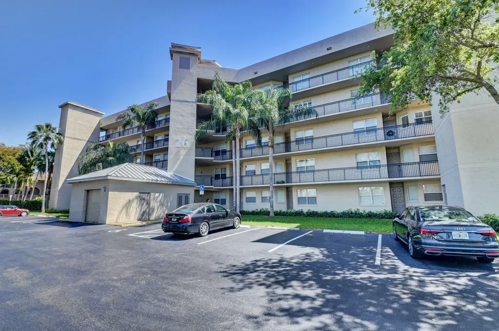26 Royal Palm Way Boca Raton FL 33432