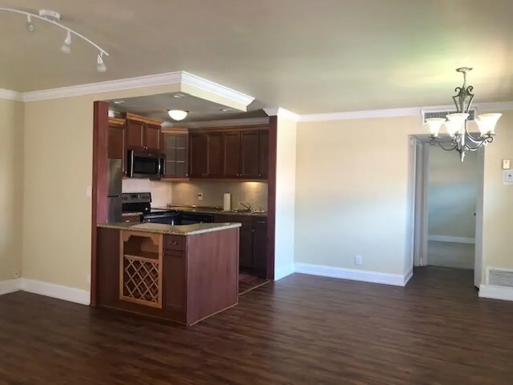662 Saxony Trail Delray Beach FL 33446