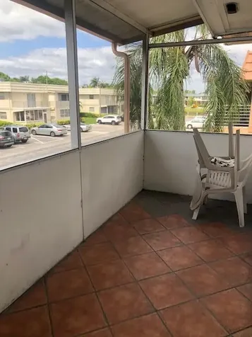 662 Saxony Trail Delray Beach FL 33446