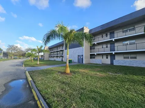8000 Fairview Drive Tamarac FL 33321